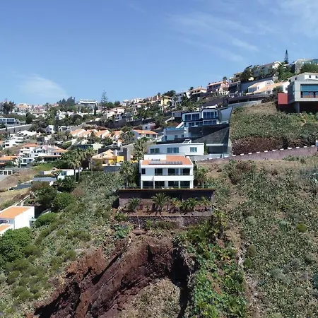 An Uninterrupted 180 Overlooking The Atlantic Ocean * Caniço