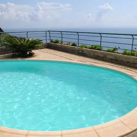 An Uninterrupted 180 Overlooking The Atlantic Ocean