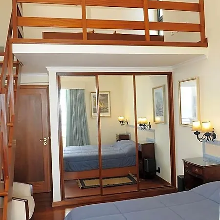 An Uninterrupted 180 Overlooking The Atlantic Ocean