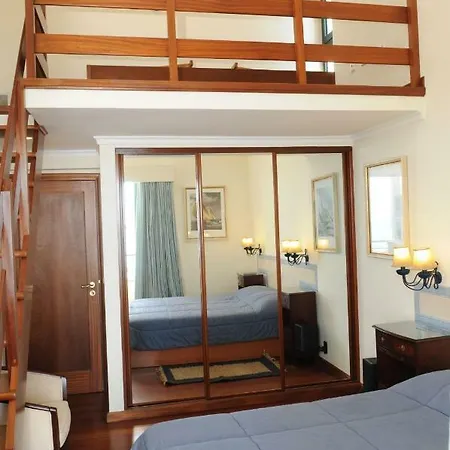 An Uninterrupted 180 Overlooking The Atlantic Ocean Holiday home Canico (Madeira)